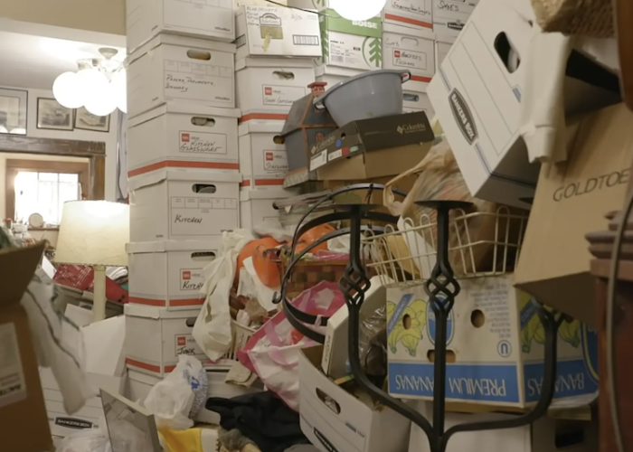 We Provide The Best Hoarder Cleanup Services